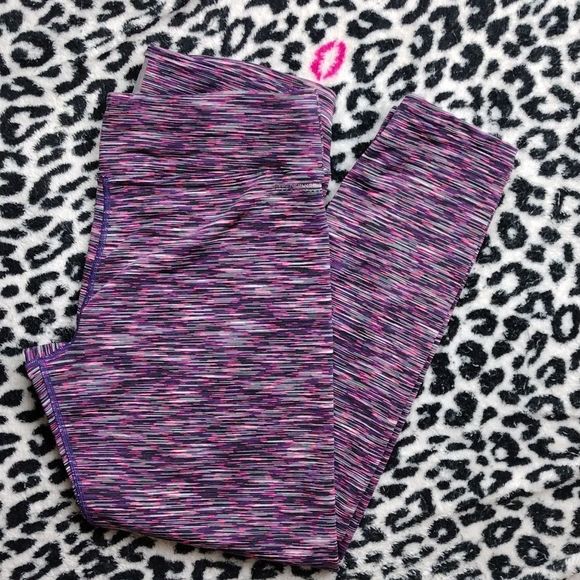 Andrew Marc Performance Mulberry Combo Leggings Inseam 26" - Picture 3 of 16